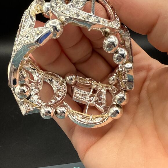 Crystal Bracelet LOVE Bling Rhinestone Heart Silver Tone 6.5" Stretch Bangle - Picture 3 of 9